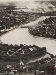 鸟瞰卫河（运河）穿城而过（1959年航拍）